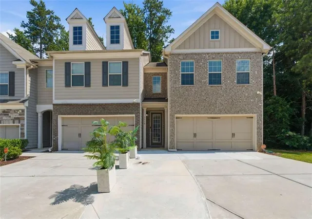 Photo 1 of Single family home for sale at 7519 Stone Crk Path, Lithonia, GA 30038 | MLS# 7799980 | Listing updated on 2026-09-13