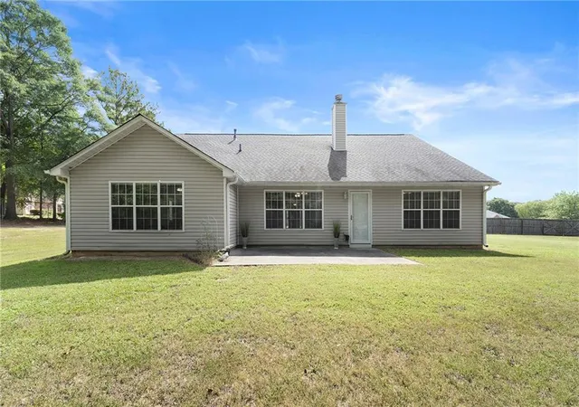 Photo 4 of Single family home for sale at 4011 Lafayette Wy, Loganville, GA 30052 | MLS# 7828369 | Listing updated on 2026-09-14