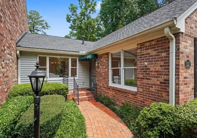 3rd image of 1527 September Chase, Decatur, GA 30033 | MLS# 7812147