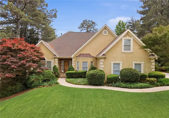 Photo 2 of Sale Pending at 3725 Ridgeway Ter, Suwanee, GA 30024 | MLS# 7801063 | Listing updated on 2026-09-06