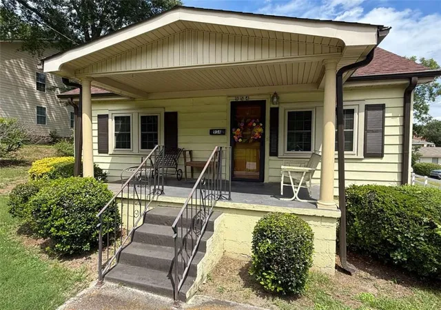 Photo 1 of Single family home for sale at 954 Bryant St, Conyers, GA 30012 | MLS# 7794303 | Listing updated on 2026-06-25