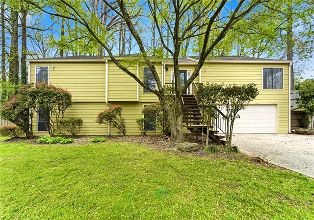 Photo 1 of Single family home for sale at 2754 Georgian Ter, Marietta, GA 30068 | MLS# 7827504 | Listing updated on 2026-09-10