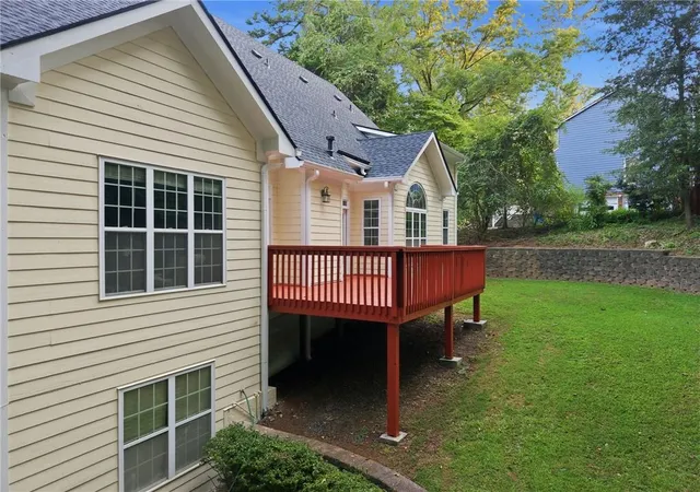 Photo 4 of Single family home for sale at 4085 Howell Fry Rd, Duluth, GA 30096 | MLS# 7825044 | Listing updated on 2026-09-17