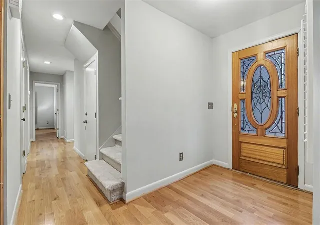 Photo 3 of Single family home for sale at 140 Fairway Ridge Dr, Johns Creek, GA 30022 | MLS# 7787154 | Listing updated on 2026-09-14