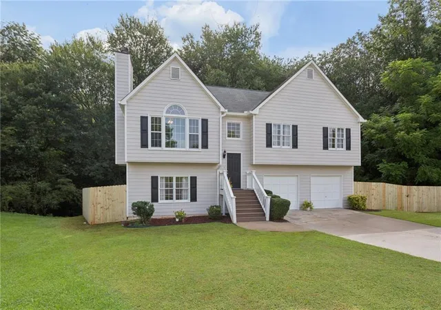 Photo 2 of Single family home for sale at 3096 Woodcrest Way, Powder Springs, GA 30127 | MLS# 7777618 | Listing updated on 2026-09-13