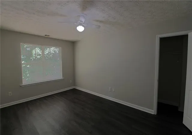 Photo 3 of Single family home for sale at 5613 Highway 81 E, Mcdonough, GA 30252 | MLS# 7818843 | Listing updated on 2026-09-18