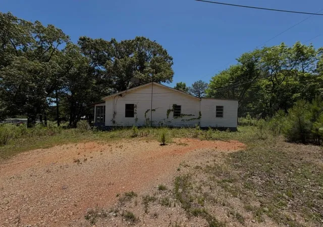 Homes for sale in West Point, GA | 796 Shoemaker Rd, West Point, GA 31833 | MLS# 7785218