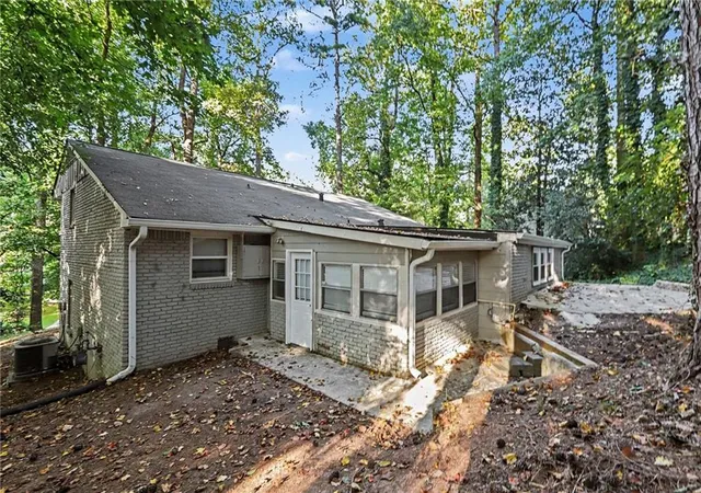 Photo 15 of Single family home for sale at 1545 Old Spring House Ln, Atlanta, GA 30338 | MLS# 7829246 | Listing updated on 2026-09-01