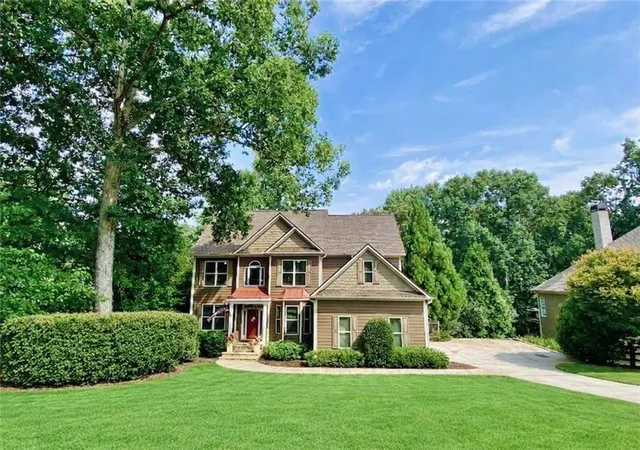 Photo 1 of Sale Pending at 5660 Chestatee Landing Dr, Gainesville, GA 30506 | MLS# 7808404 | Listing updated on 2026-10-23