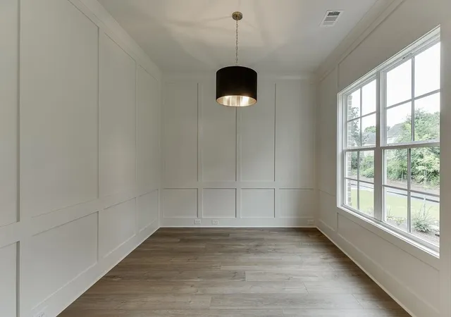 Photo 4 of Single family home for sale at 314 Level Crk Rd, Sugar Hill, GA 30518 | MLS# 7816947 | Listing updated on 2026-08-20