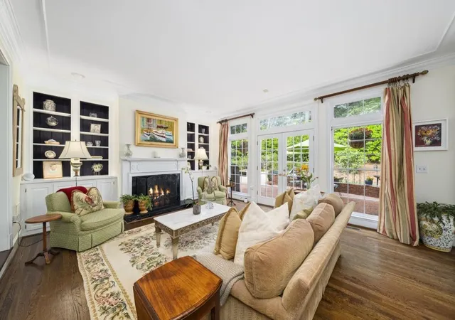 Photo 3 of Single family home for sale at 9100 Huntcliff Tr, Sandy Springs, GA 30350 | MLS# 7768697 | Listing updated on 2026-09-10