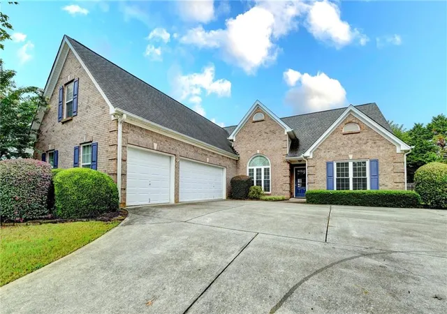 Photo 1 of Sale Pending at 3545 Stoneleigh Run Dr, Buford, GA 30519 | MLS# 7818060 | Listing updated on 2026-08-22