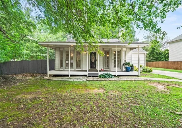 1st image of 1661 Hudson Rd, Decatur, GA 30033 | MLS# 7759483