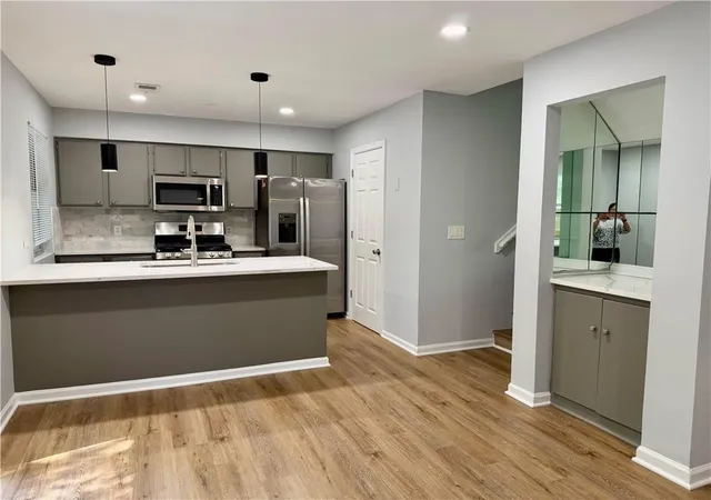 Photo 3 of Sale Pending at 1984 Cheatham Woods Dr Sw, Marietta, GA 30008 | MLS# 7813858 | Listing updated on 2026-10-08
