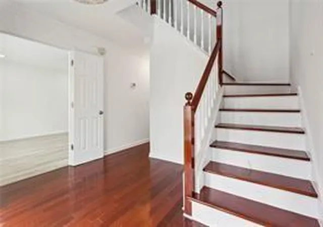 3rd image of 1760 Waterton Ln, Lithonia, GA 30058 | MLS# 7755841