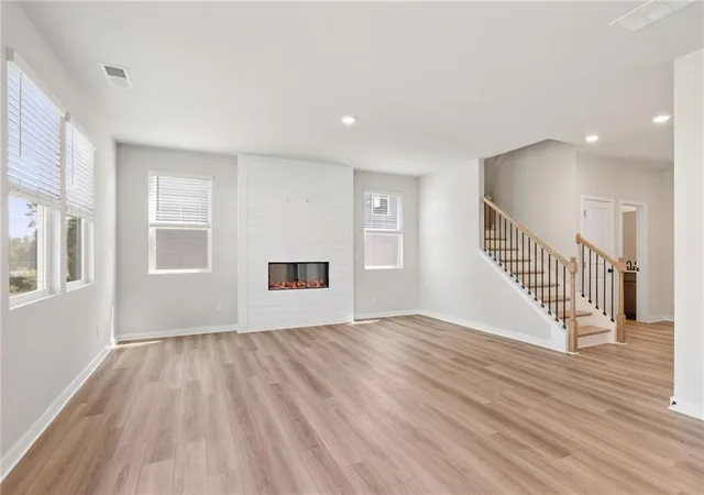 Photo 4 of Sale Pending at 1999 Brookhill Way, Snellville, GA 30078 | MLS# 7782828 | Listing updated on 2026-08-28