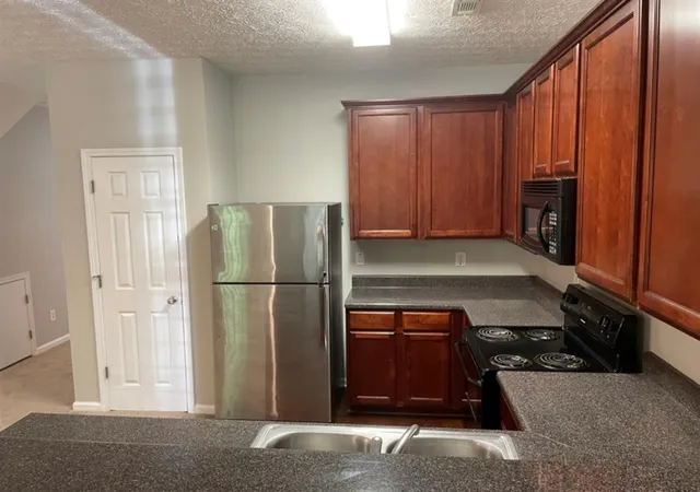 3rd image of 4283 High Park Ln, Atlanta, GA 30344