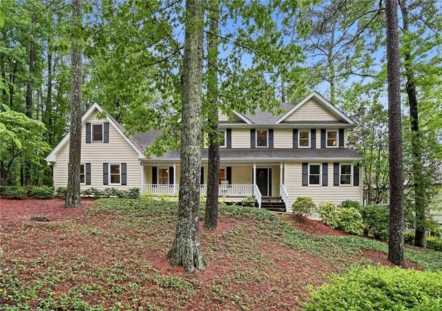 2nd image of 2955 Ascot Ln, Roswell, GA 30076 | MLS# 7765593