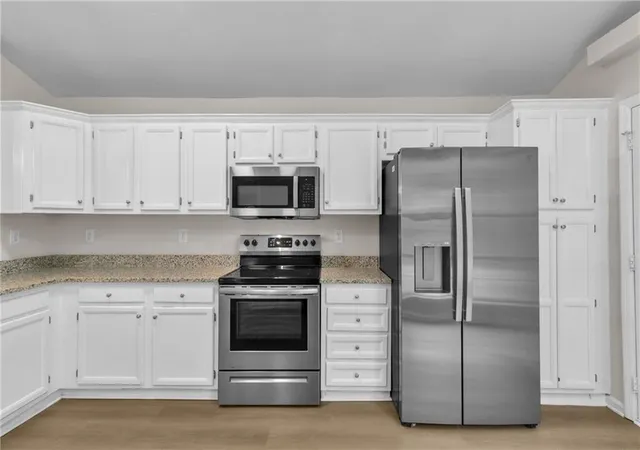 Photo 3 of Sale Pending at 713 Stonebridge Wy, Lithonia, GA 30058 | MLS# 7828689 | Listing updated on 2026-09-06