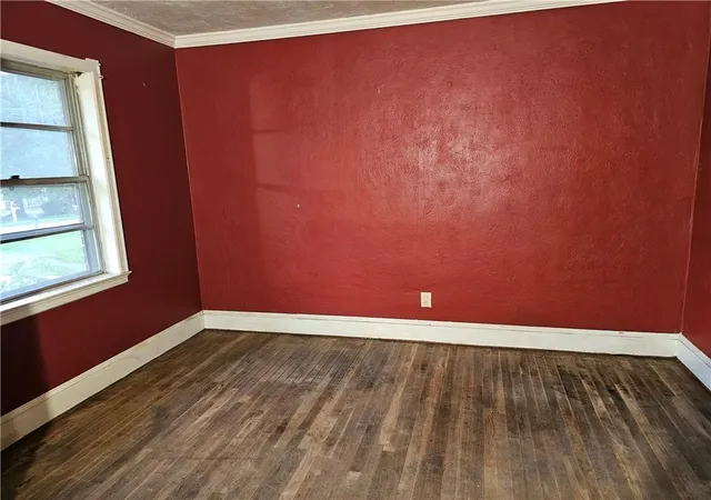3rd image of 406 Cherry St, Thomaston, GA 30286 | MLS# 7821424