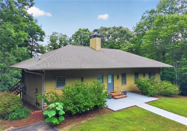Homes for sale in Cleveland, GA | 37 Gold Ditch Rd, Cleveland, GA 30528 | MLS# 7771762