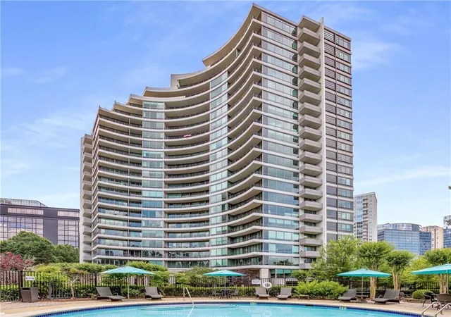Homes for sale in Atlanta, GA | 700 Park Regency Pl Ne #2002, Atlanta, GA 30326 | MLS# 7750106