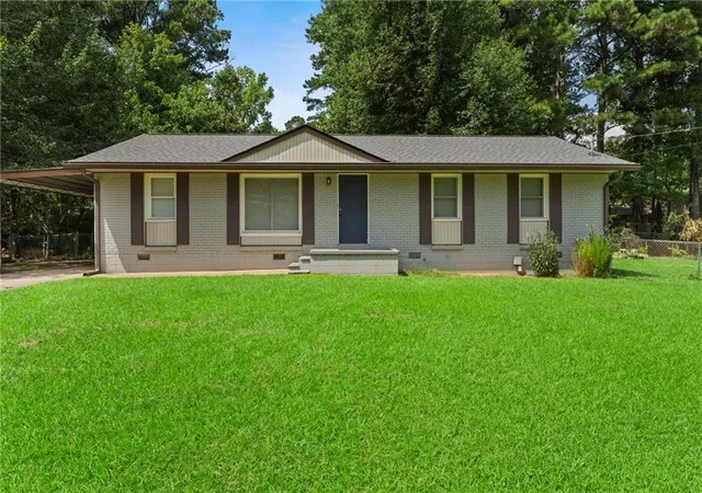Photo 2 of Single family home for sale at 8839 Channing Dr, Jonesboro, GA 30238 | MLS# 7829573 | Listing updated on 2026-09-19