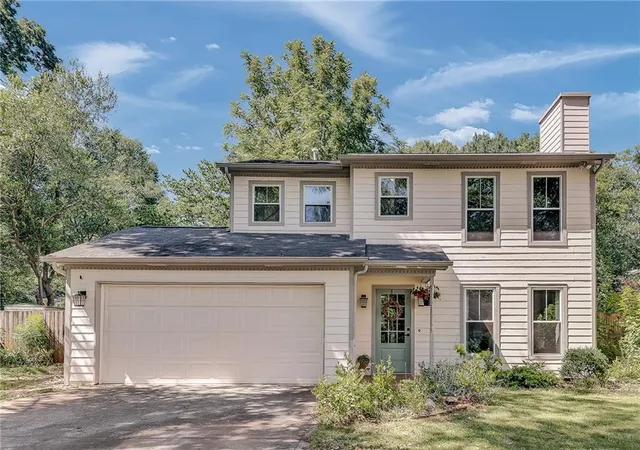 1st image of 2802 Royal Blf, Decatur, GA 30030 | MLS# 7780696