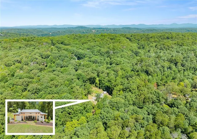 2nd image of 189 Peace Valley Rd, Dahlonega, GA 30533 | MLS# 7809074
