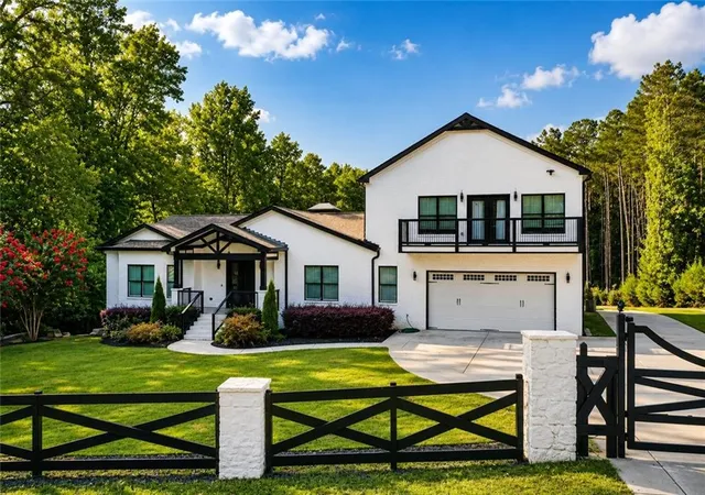 Photo 2 of Single family home for sale at 543 Duck Rd, Braselton, GA 30517 | MLS# 7819214 | Listing updated on 2026-08-11