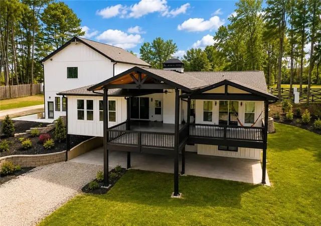 Photo 4 of Single family home for sale at 543 Duck Rd, Braselton, GA 30517 | MLS# 7819214 | Listing updated on 2026-08-11