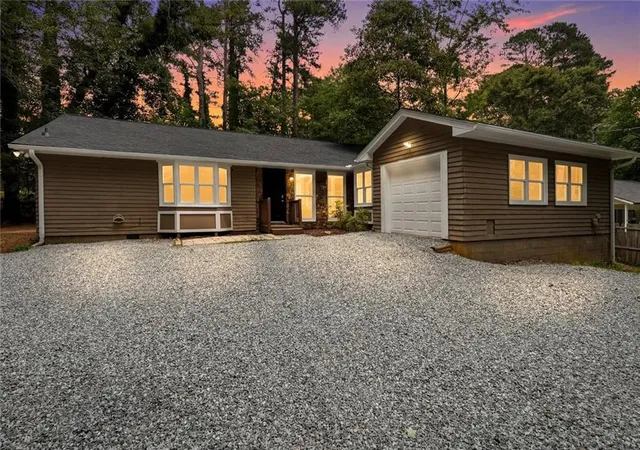 Photo 2 of Single family home for sale at 1250 Allendale Dr, Cumming, GA 30041 | MLS# 7766763 | Listing updated on 2026-07-16