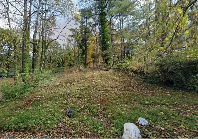 1st image of 2324 Beecher Cir Sw, Atlanta, GA 30311 | MLS# 7821632