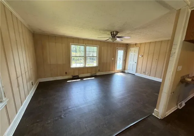 Photo 3 of Sale Pending at 202 Coosawattee Ave, Rome, GA 30165 | MLS# 7829233 | Listing updated on 2026-08-31