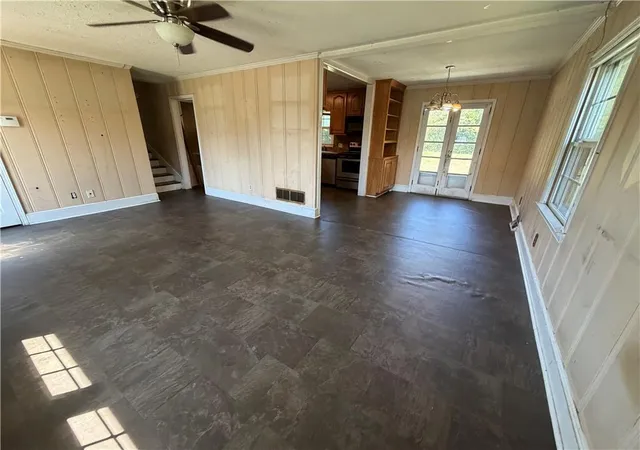 Photo 3 of Sale Pending at 202 Coosawattee Ave, Rome, GA 30165 | MLS# 7829233 | Listing updated on 2026-08-31