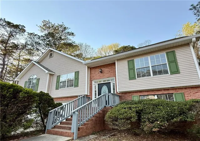 Photo 1 of Single family home for sale at 2350 Alden Woods Dr, Jonesboro, GA 30236 | MLS# 7739844 | Listing updated on 2026-08-22