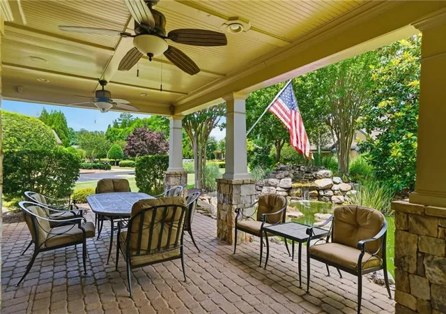 Listing Photo 2 - Condo for sale in building located at 2496 Ballantrae Cir, Cumming, GA 30041 - Unit #35