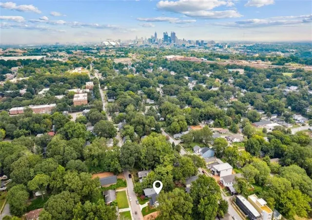 2nd image of 1144 Welch St, Atlanta, GA 30310 | MLS# 7792231