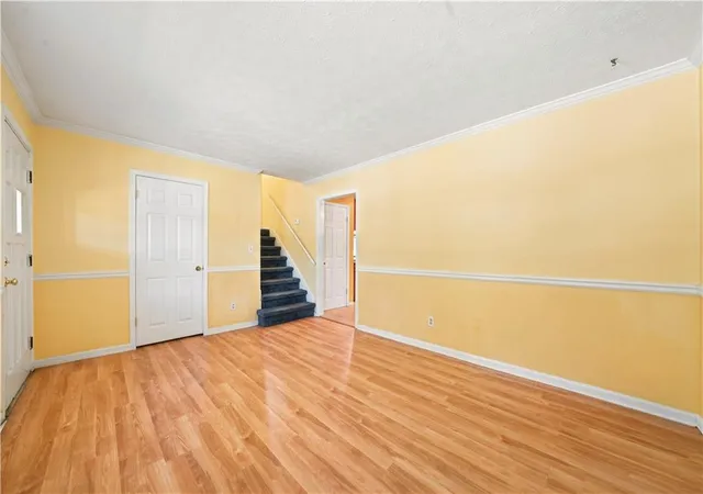 2nd image of 372 Plantation Blvd, Lawrenceville, GA 30046 | MLS# 7788459