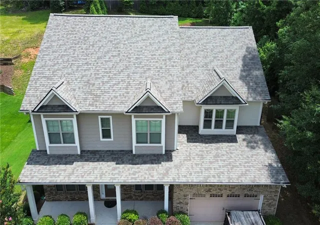 Homes for sale in Flowery Branch, GA | 5645 Pleasant Woods Dr, Flowery Branch, GA 30542 | MLS# 7778857