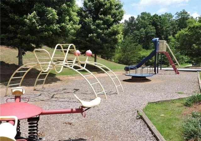 6th image of 28 Seville Ct, Newnan, GA 30263 | MLS# 7824387