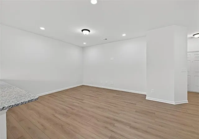 4th image of 1100 Elowen Dr #104, Austell, GA 30168 | MLS# 7796195