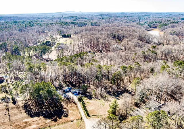 Photo 3 of Sale Pending at 109 Wood Duck Landing, Canton, GA 30115 | MLS# 7788482 | Listing updated on 2026-08-16