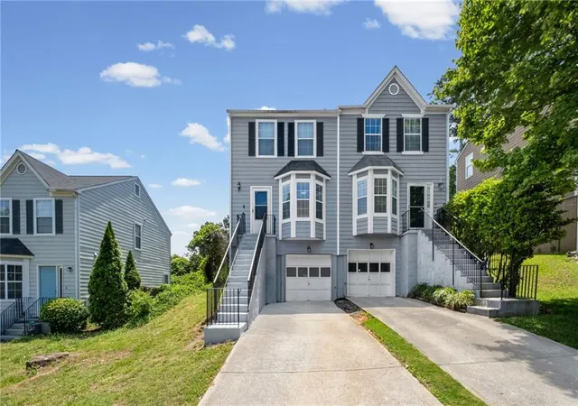 Photo 2 of Sale Pending at 138 Brg View Dr, Marietta, GA 30066 | MLS# 7821566 | Listing updated on 2026-09-05