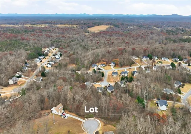 Homes for sale in Gainesville, GA | 4528 Hoskins Dr, Gainesville, GA 30506 | MLS# 7682586