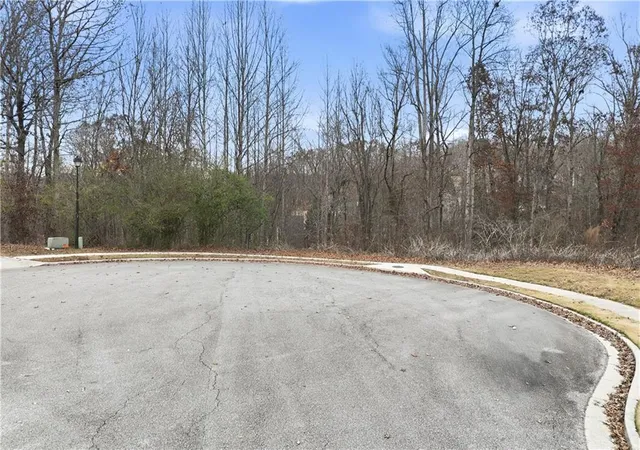 Homes for sale in Gainesville, GA | 4528 Hoskins Dr, Gainesville, GA 30506 | MLS# 7682586