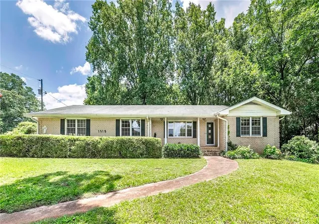 1st image of 1318 East Lake Rd, Mcdonough, GA 30252 | MLS# 7807224