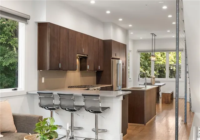 Photo 3 of Townhouse for sale at 616 Angier Ave NE #5, Atlanta, GA 30308 | MLS# 7816317 | Listing updated on 2026-09-26