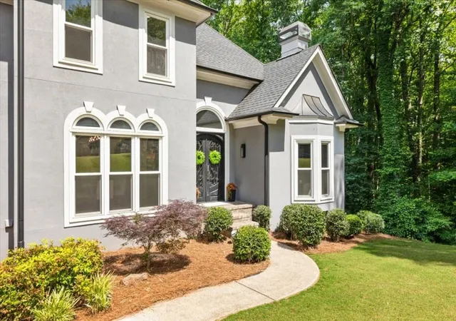 2nd image of 3851 Glenhurst Dr Se, Smyrna, GA 30080 | MLS# 7774794