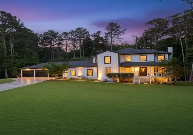 1st image of 324 Bethel Dr, Woodstock, GA 30189 | MLS# 7770337